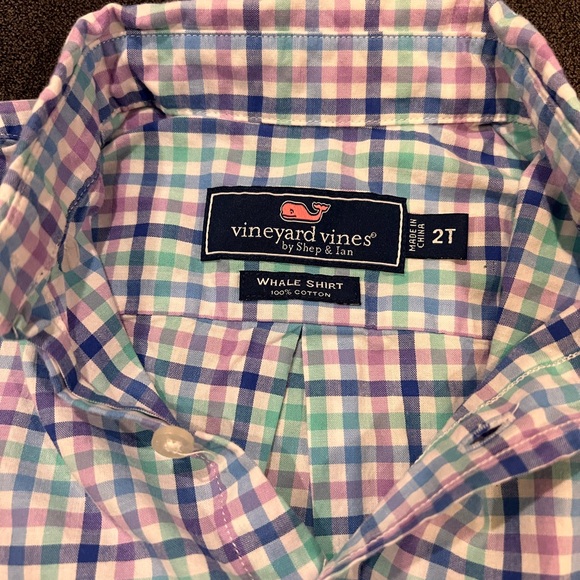Boyd 2t Vineyard Vines button up - Picture 2 of 2